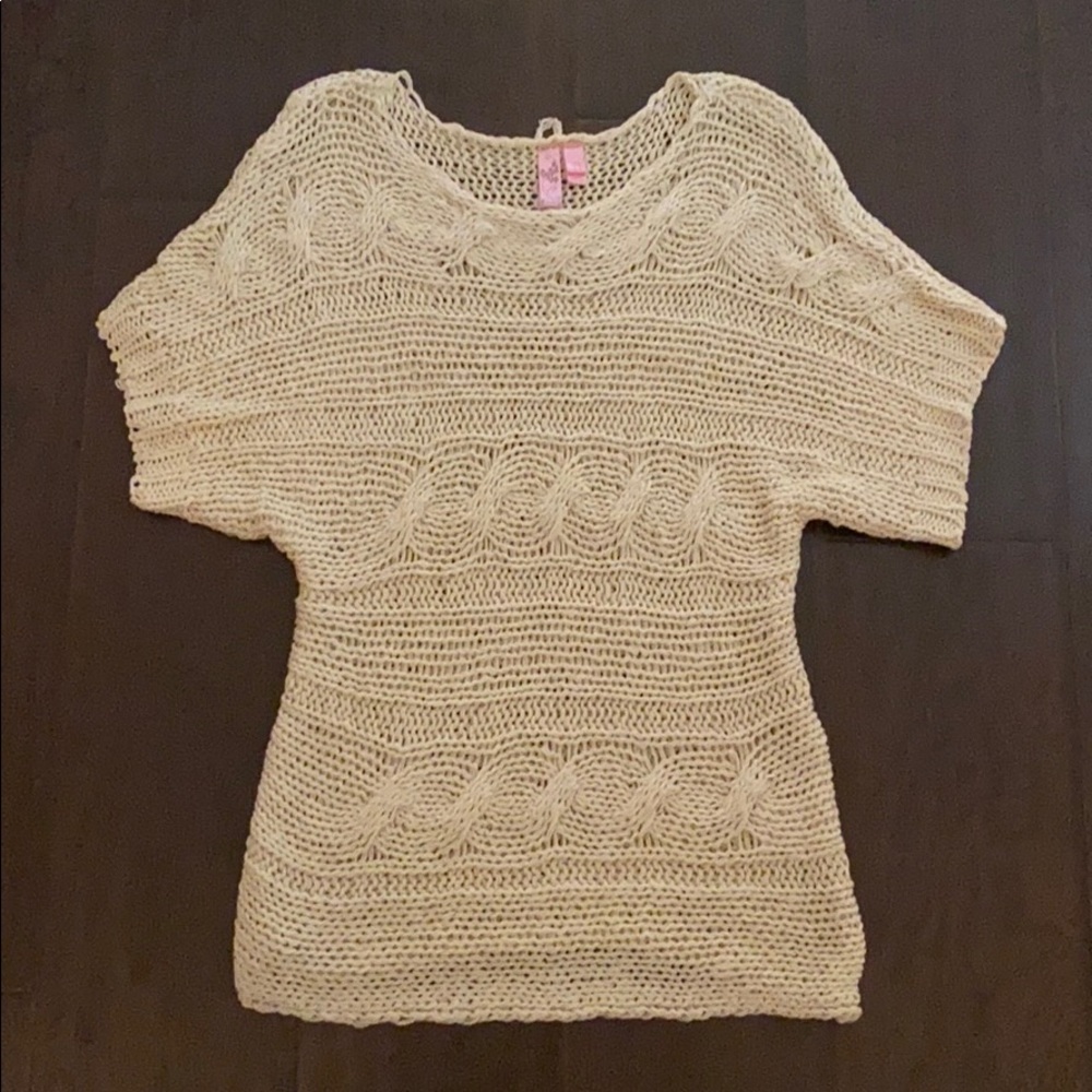 Boho-Inspired Crochet Knit Blouse